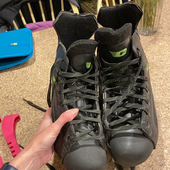 Canadian X-Lite Ice Skates JR7 Junior Size 7 Hockey *Skates Only-No Skate Guards - Picture 12 of 17